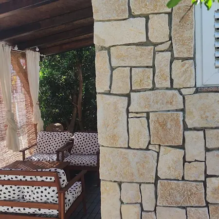 Holiday home Dream House-otok *